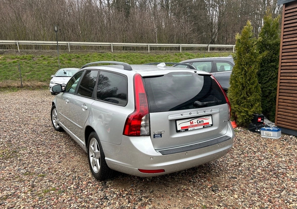 Volvo V50 cena 20900 przebieg: 250000, rok produkcji 2010 z Mrągowo małe 352